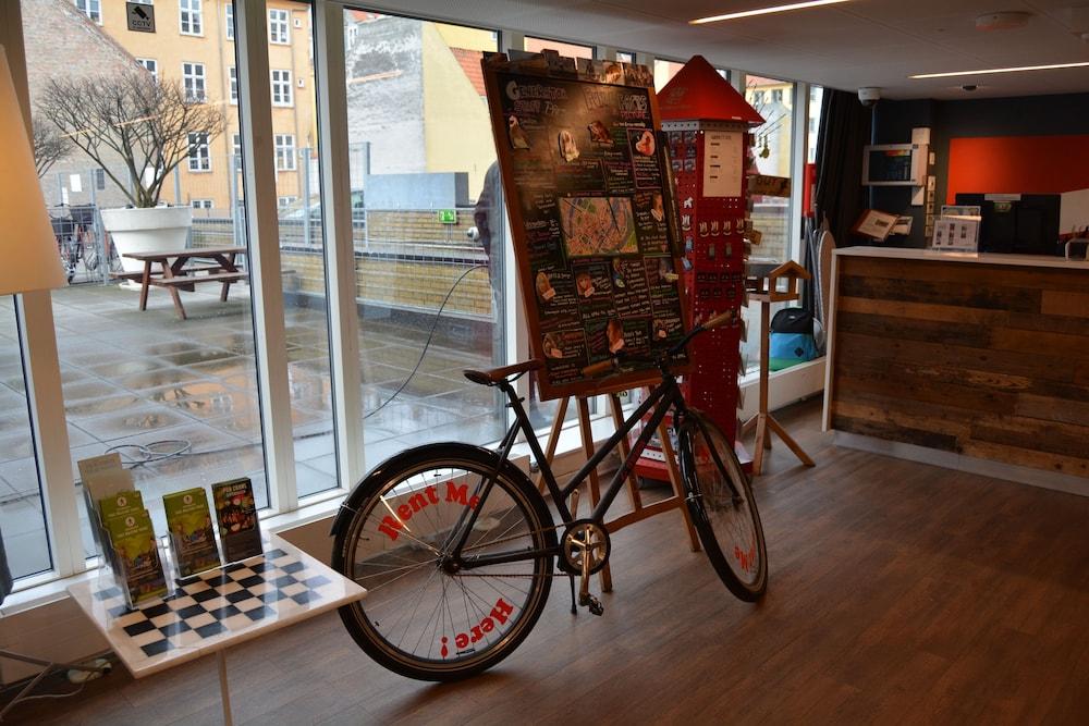 Generator * Copenhaga